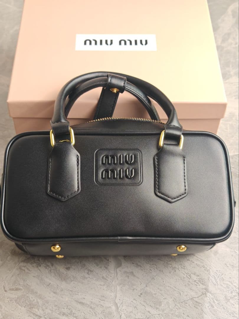 miu miu ミニボストンバッグ 2WAY ブラック レザー 美品