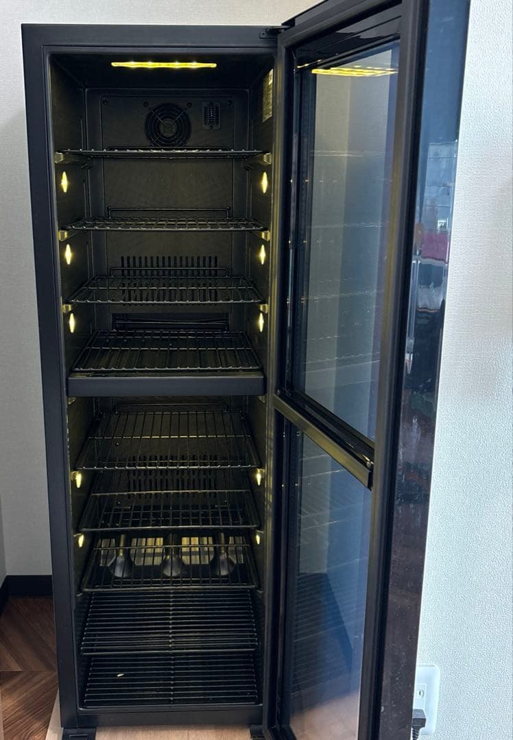 フォルスタージャパン ワインセラー 【2温度タイプ・酷暑対応機種】