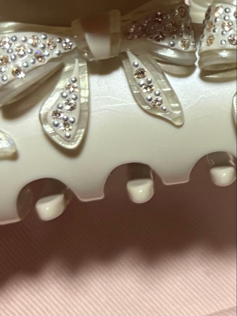 アレクサンドルドゥパリ クリップ　Mサイズ　リボンモチーフ