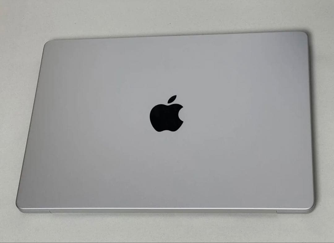 Apple MacBook Pro 2023 m2proシルバー