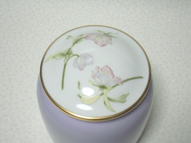 宮内庁御用達　深川製磁　骨壺・分骨壺　ペット