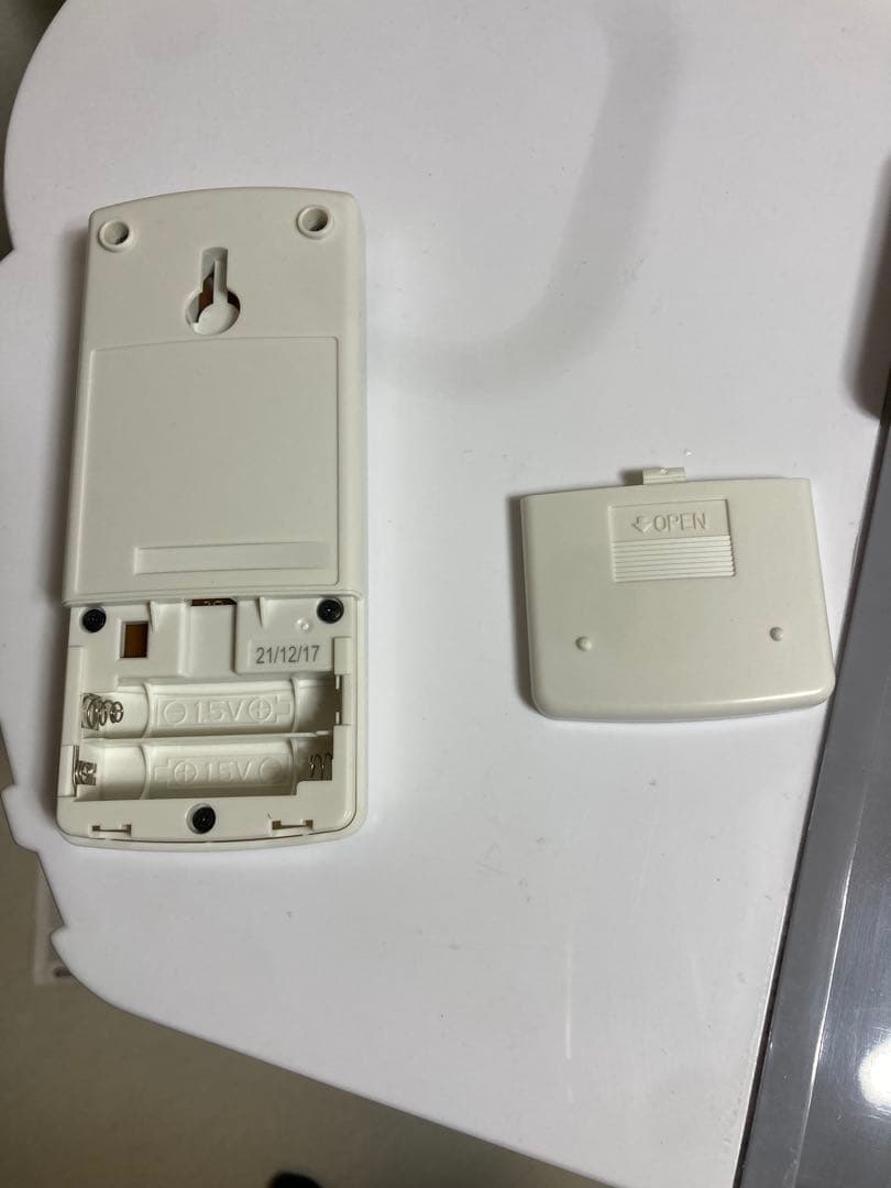 2022年製　TOYOTOMI TIW-A160M 窓用エアコン