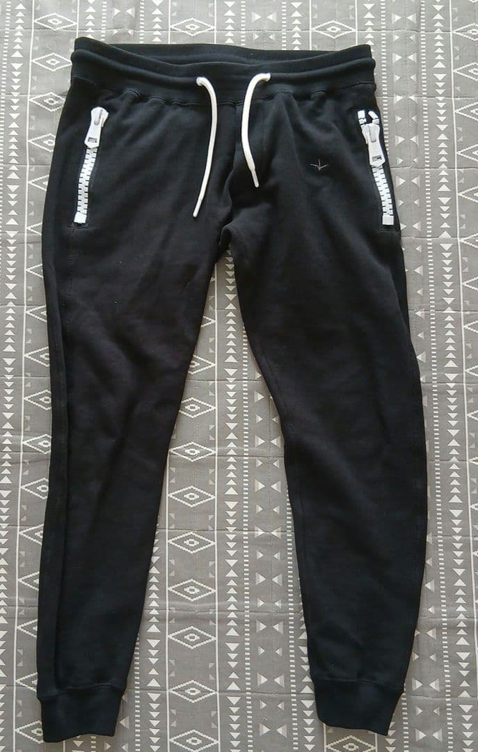 1PIU1UGUALE3 RELAX ビッグファスナーセットアップ 黒 Ｌ/M