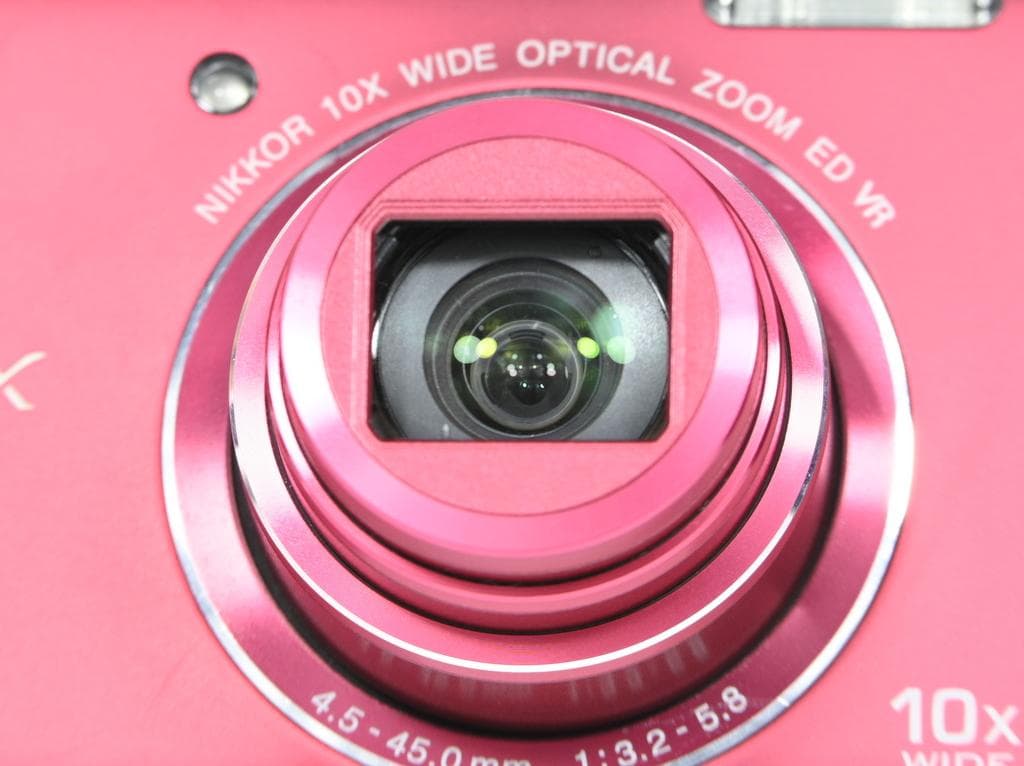 【美品】 ニコン　Nikon COOLPIX S6200 ブリリアントレッド