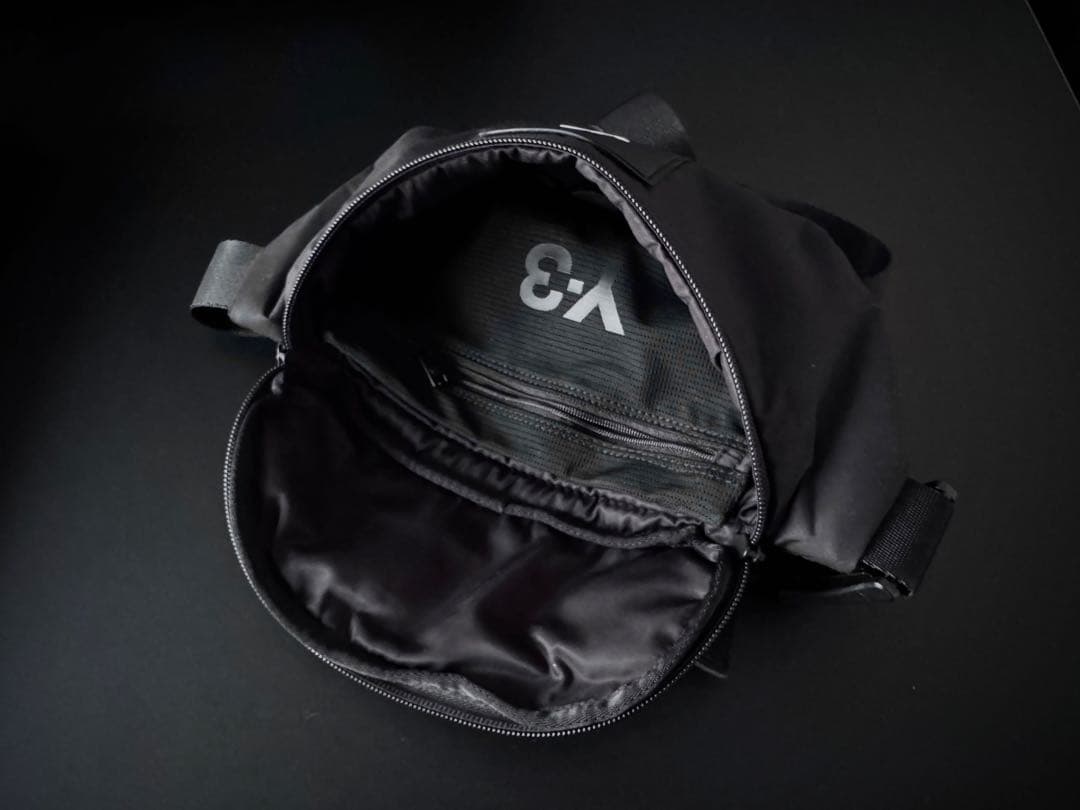 Y-3 ワイスリー　ブラック ボディバッグ　ウエストバッグ