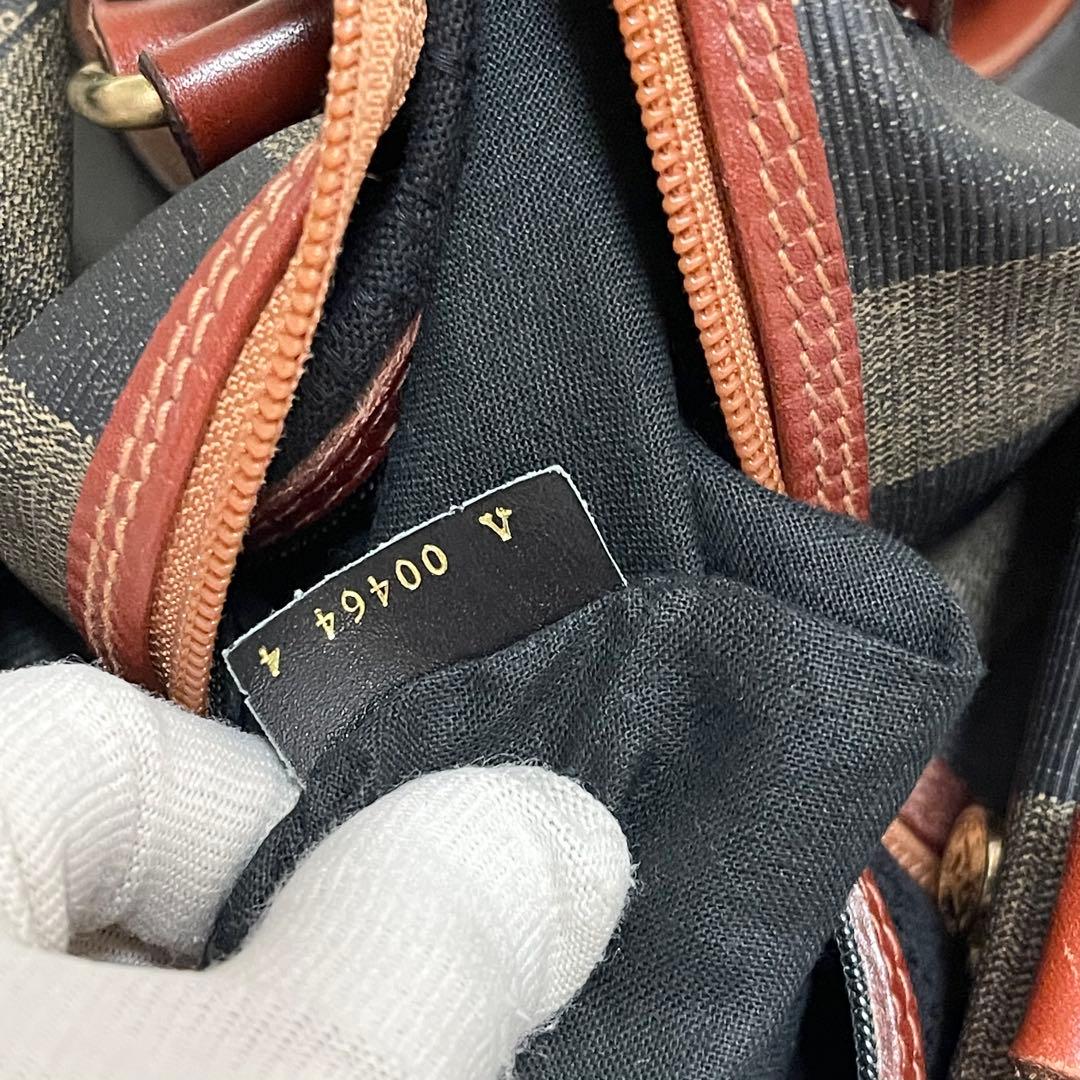 【特大容量】FENDI 2way ボストンバッグ　出張　旅行　南京錠　鍵　ペカン
