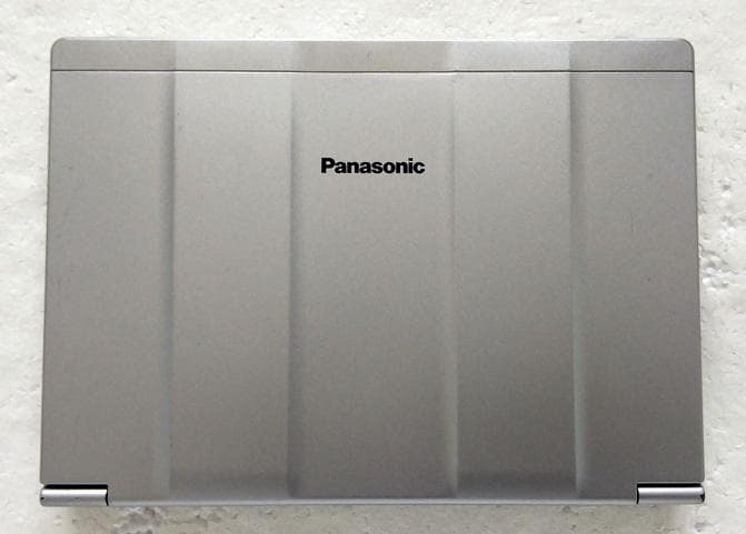 軽量コンパクト Panasonic CF-SV9