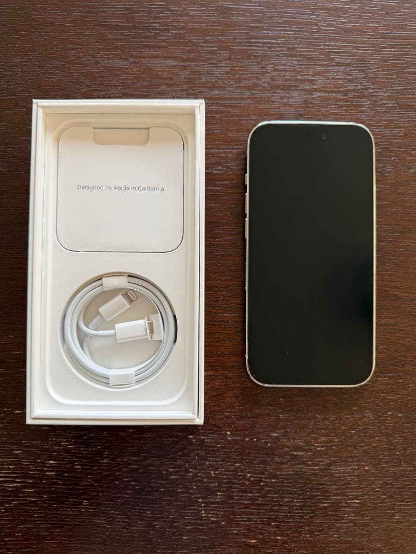 【最終値引き！】Apple iPhone 14 Pro 【箱，充電ケーブル付】