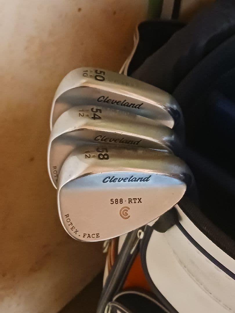 激安！送料負担！Cleveland 588 RTX ウェッジ 3本セット