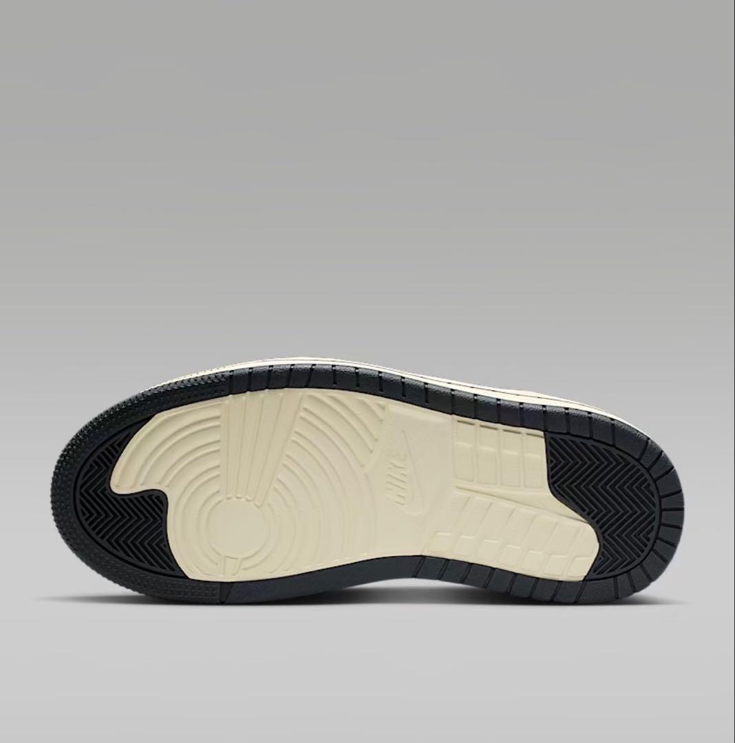 NIKE AIR JORDAN エアジョーダン1 トリプル　スタック　厚底