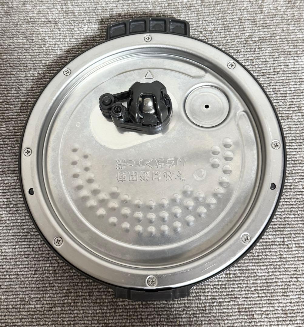 【美品】東芝 TOSHIBA 真空圧力IH RC-10ZWM 動作保証