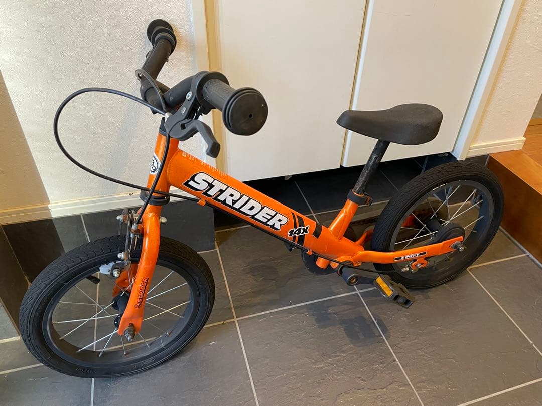 【引取限定　東京都府中市周辺 】STRIDER ストライダー 14X オレンジ