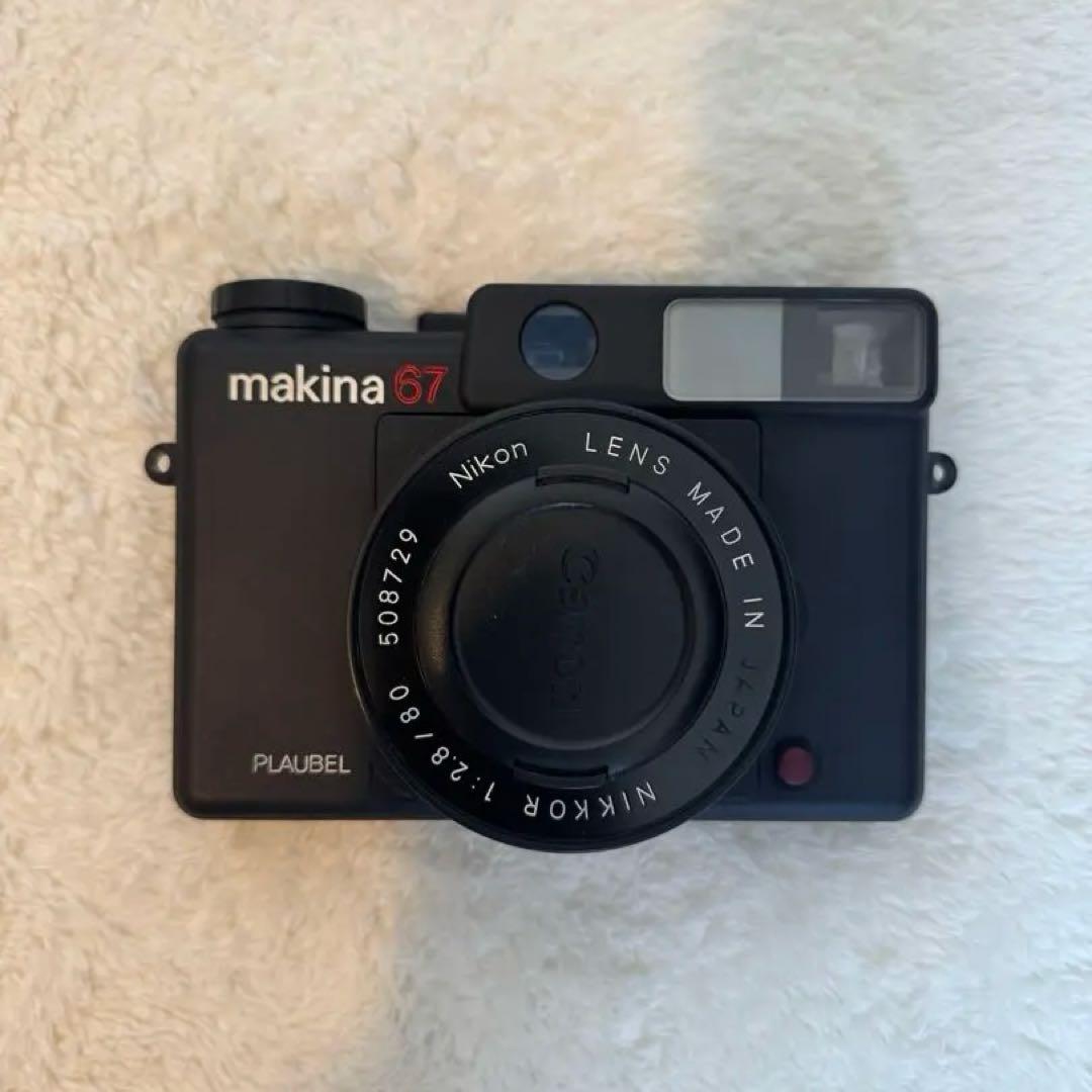 Plaubel Makina 67 （ファインダー曇りあり）