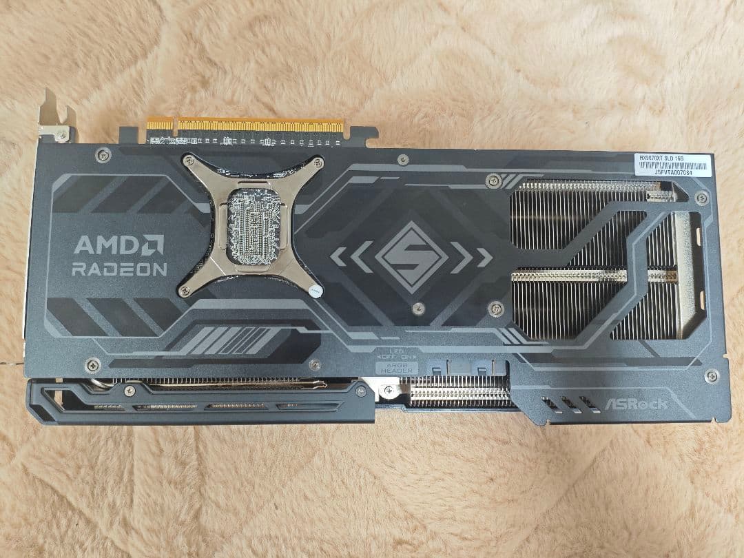 貞*士様 RX9070XT sld 16g steel legend グラフィッ