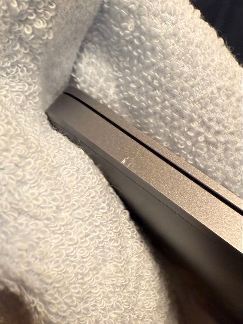 MacBook Pro 13インチ シルバー