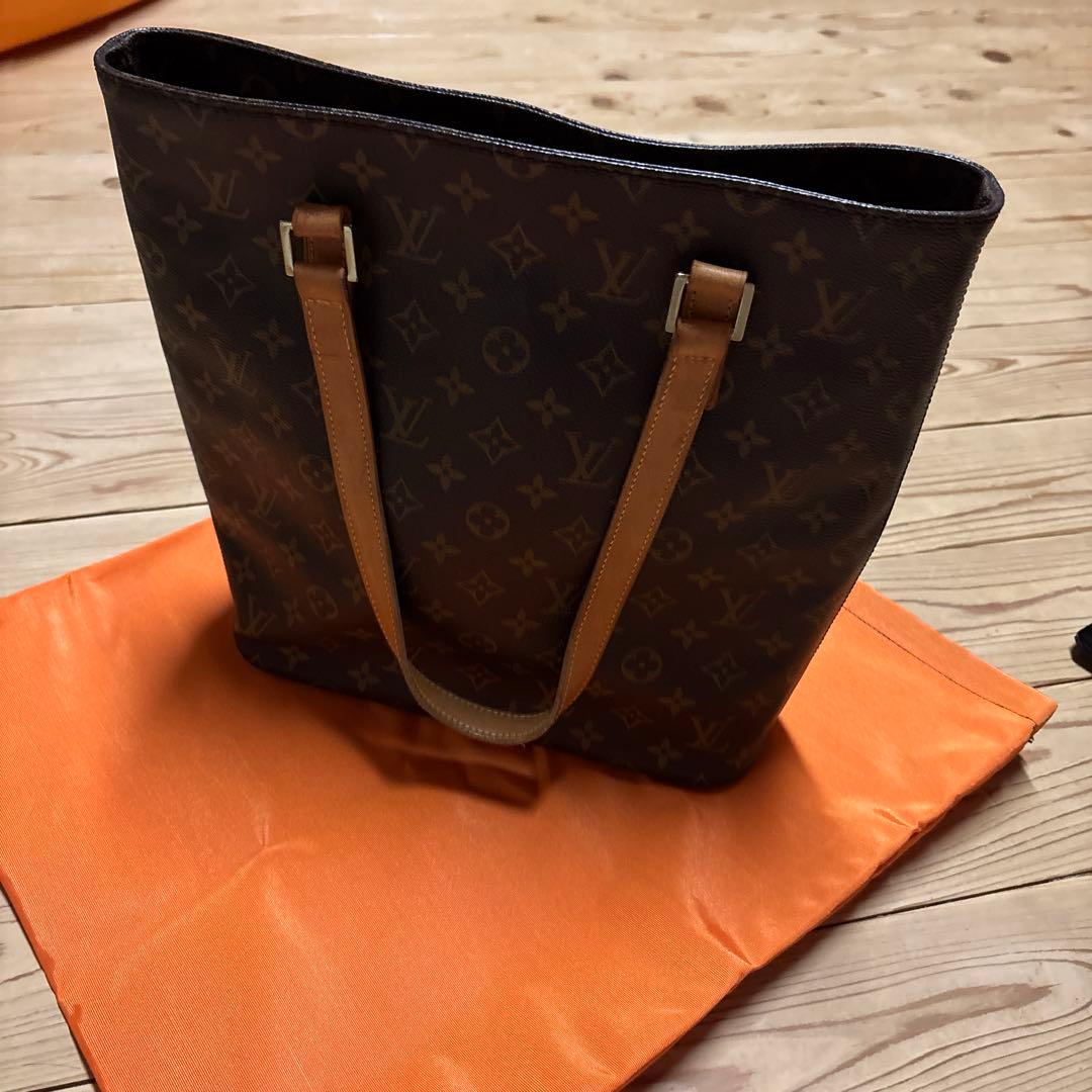 ビィトンのTOTOバッグ