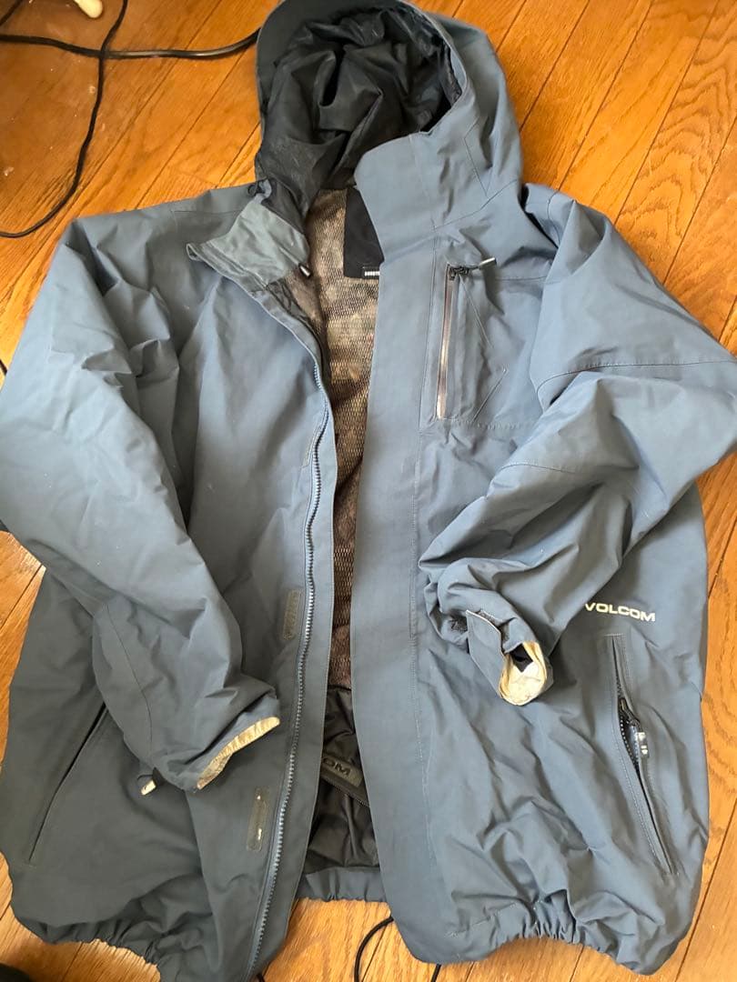 volcom スノーボードウェア　GORE-TEX XL