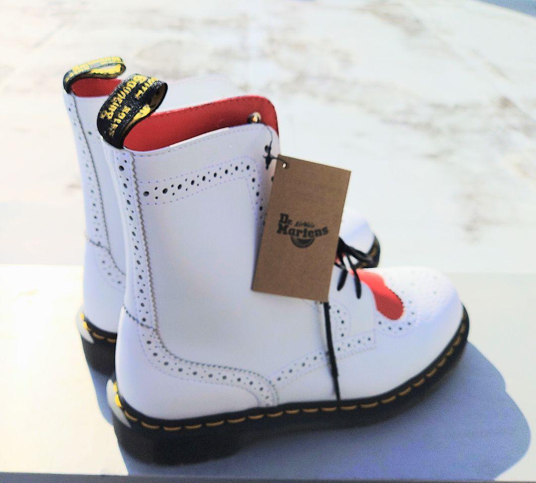 Y*o様 ✨今日だけ価格✨●Dr. Martens ハートデザイン ワークブーツ