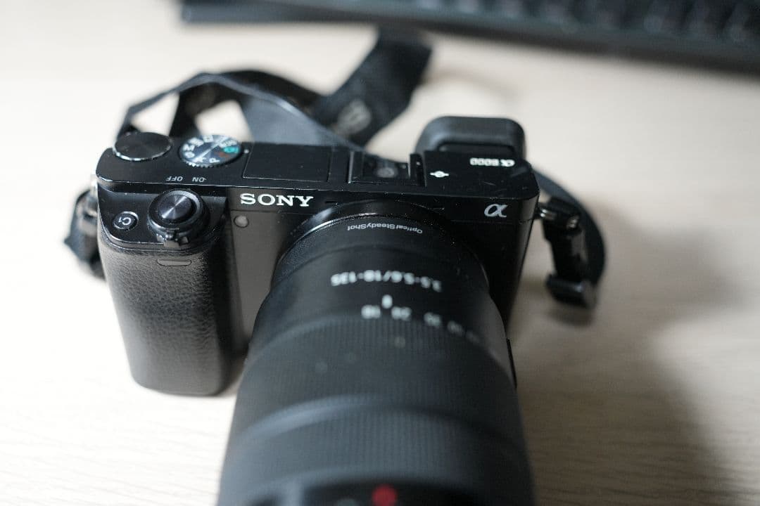 Sony α6000 ミラーレス一眼 本体とレンズセット