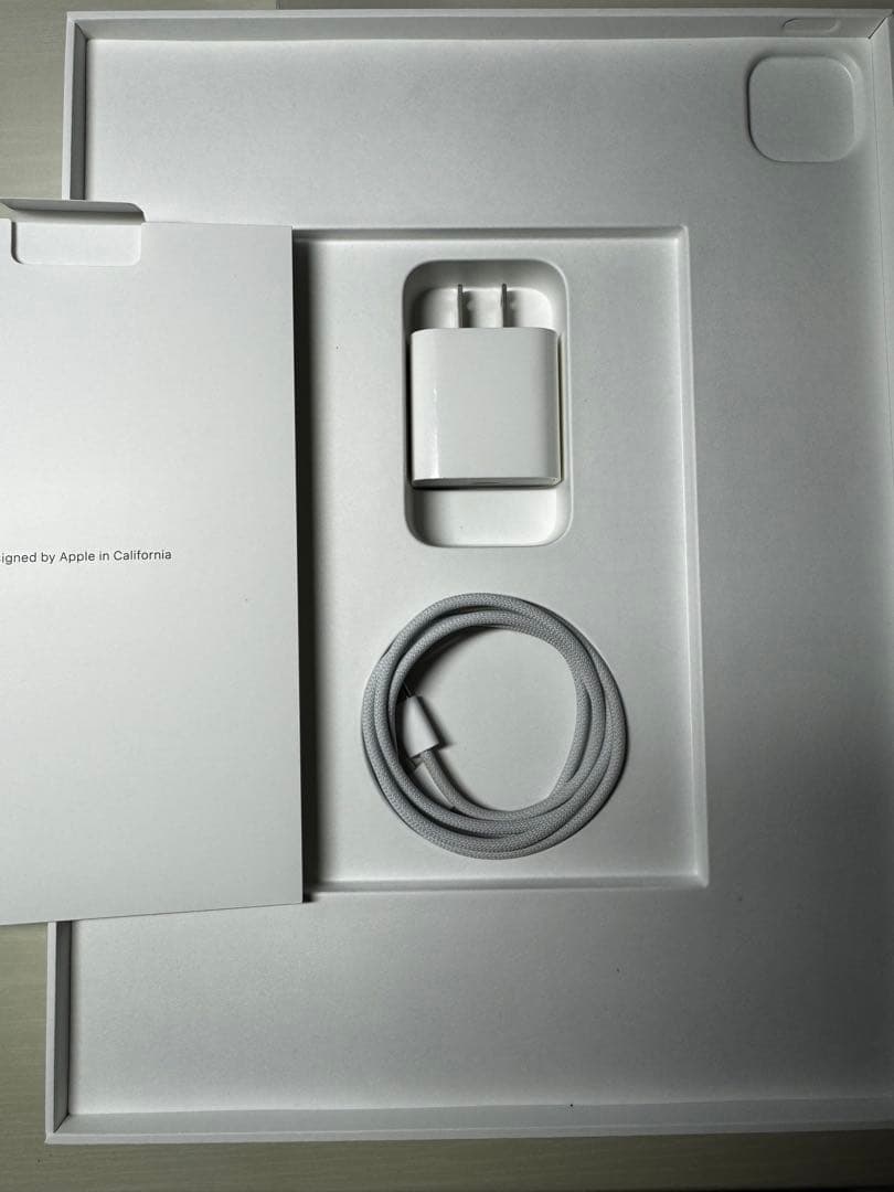 iPad Pro 12.9インチ 第6世代 1TB Wi-Fi