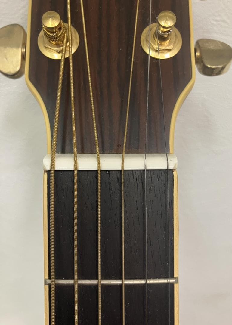 Yamaha　DW-8 VRS アコースティックギターとケースセット