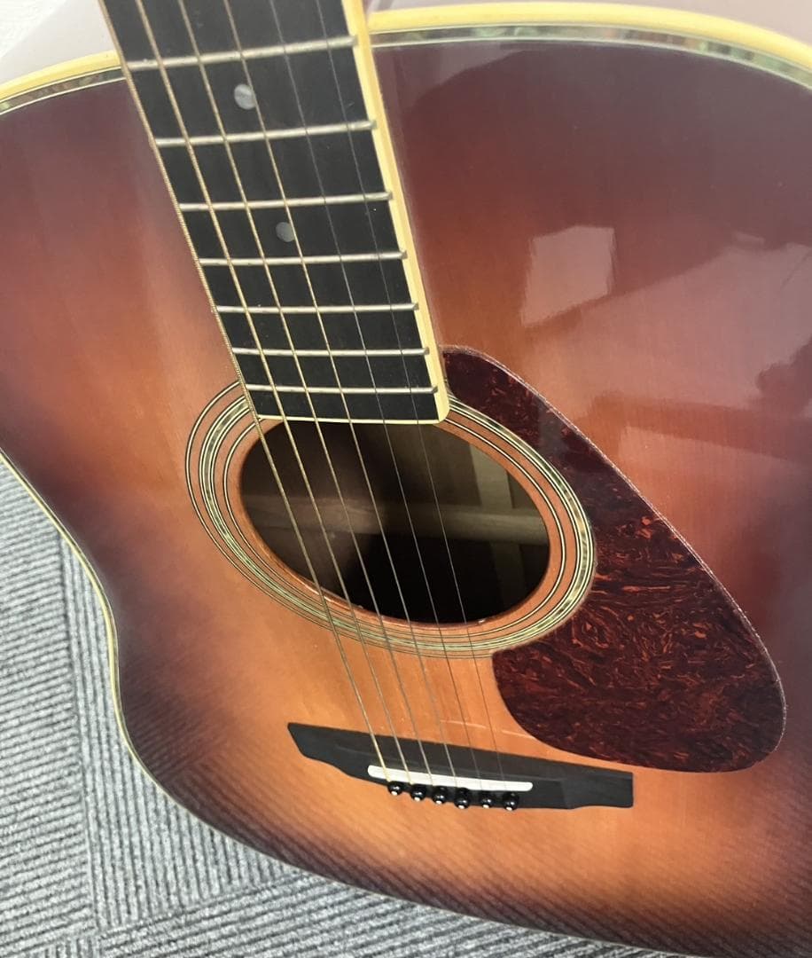 Yamaha　DW-8 VRS アコースティックギターとケースセット