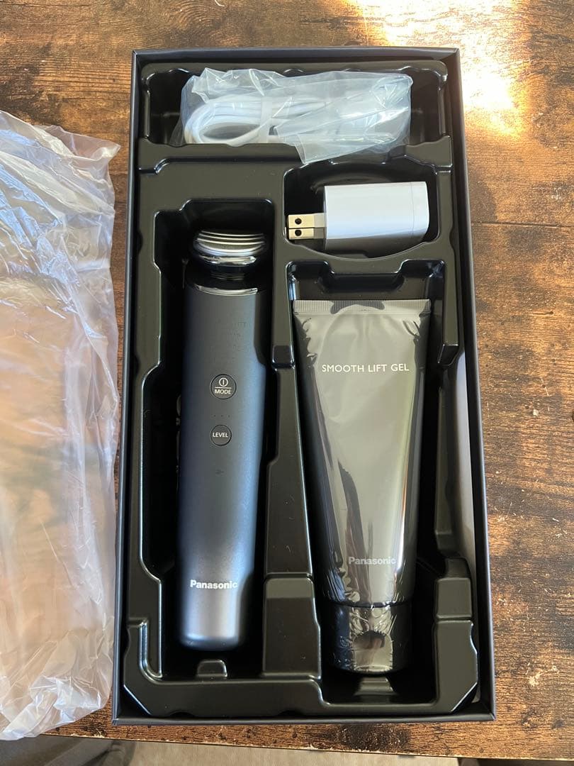 Panasonic バイタリフト美顔器EH-SR85