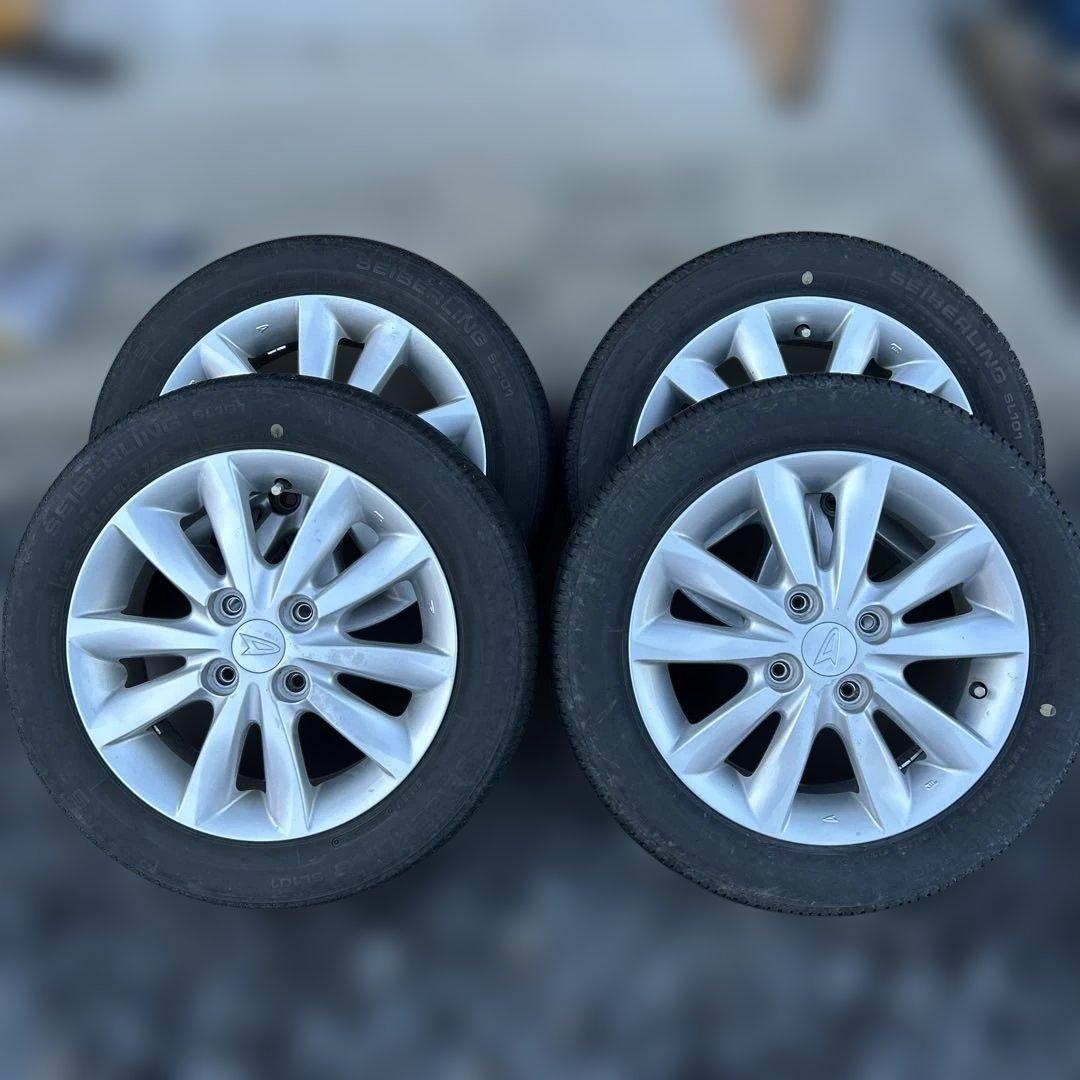 ダイハツ純正タント14インチ タイヤ・ホイールセット