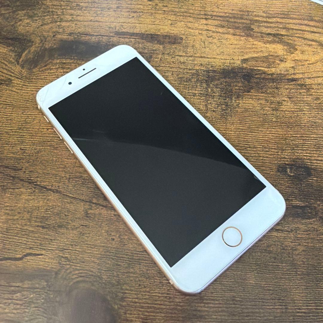 iPhone 8 Plus 本体