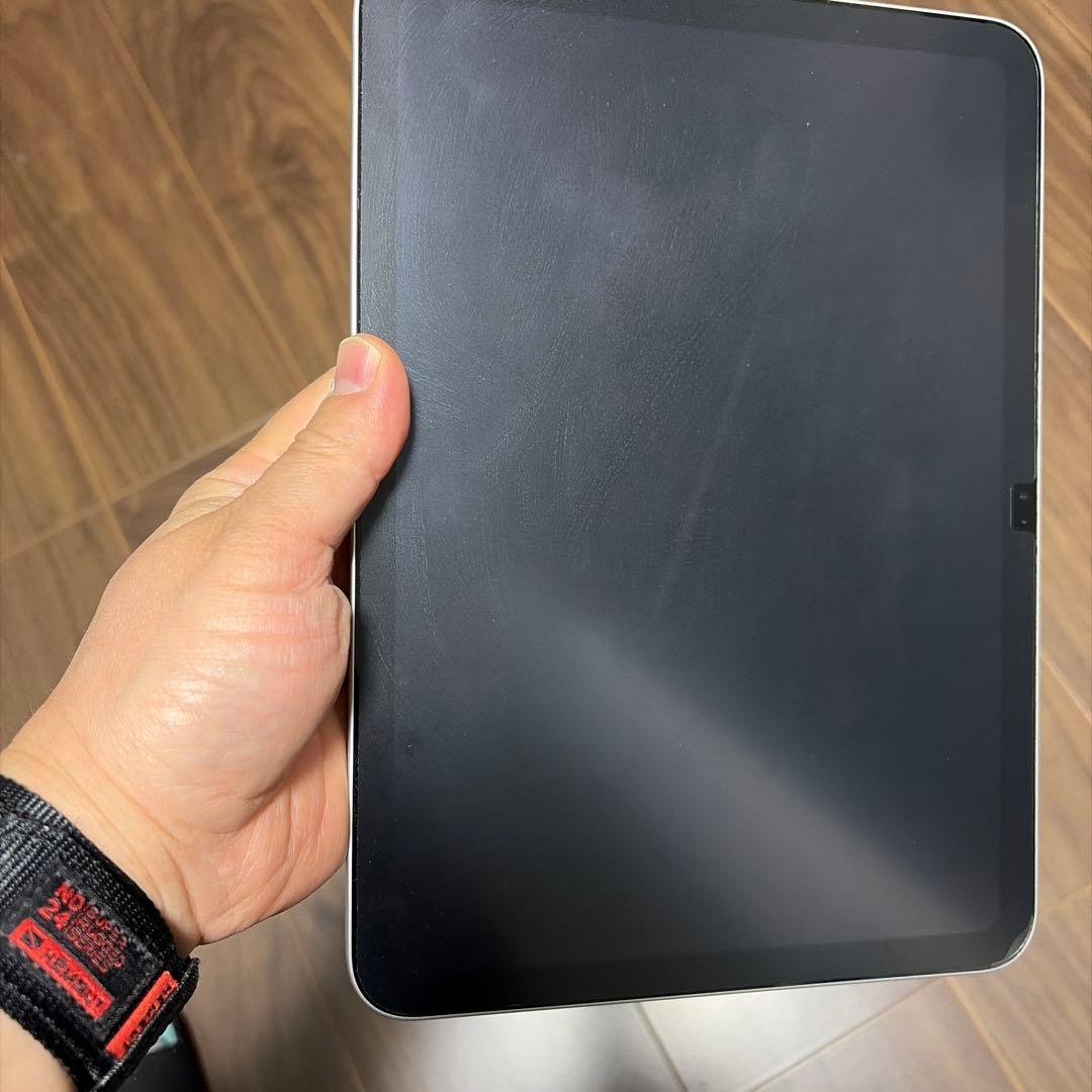 【中古美品】Apple iPad (第10世代) シルバー