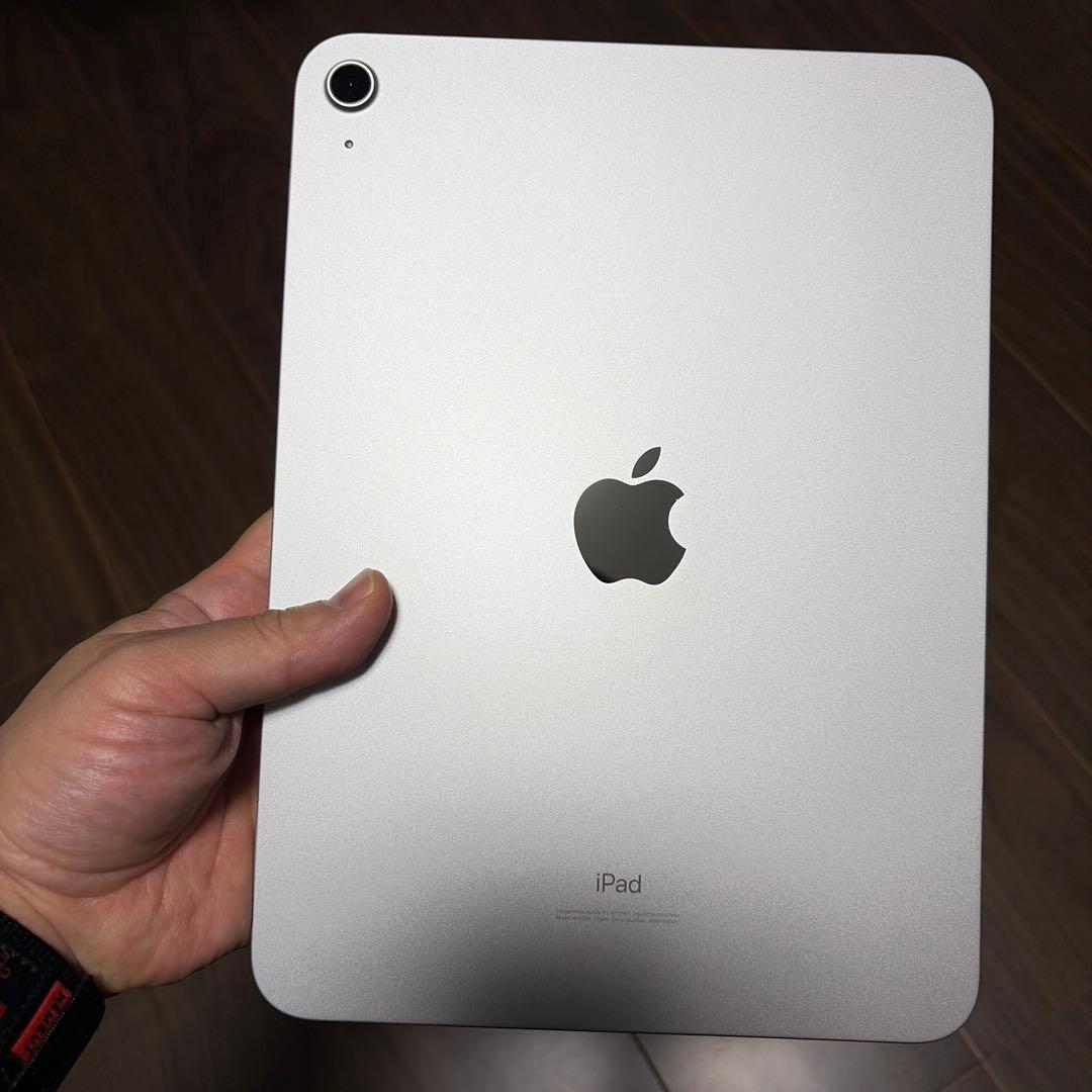 【中古美品】Apple iPad (第10世代) シルバー