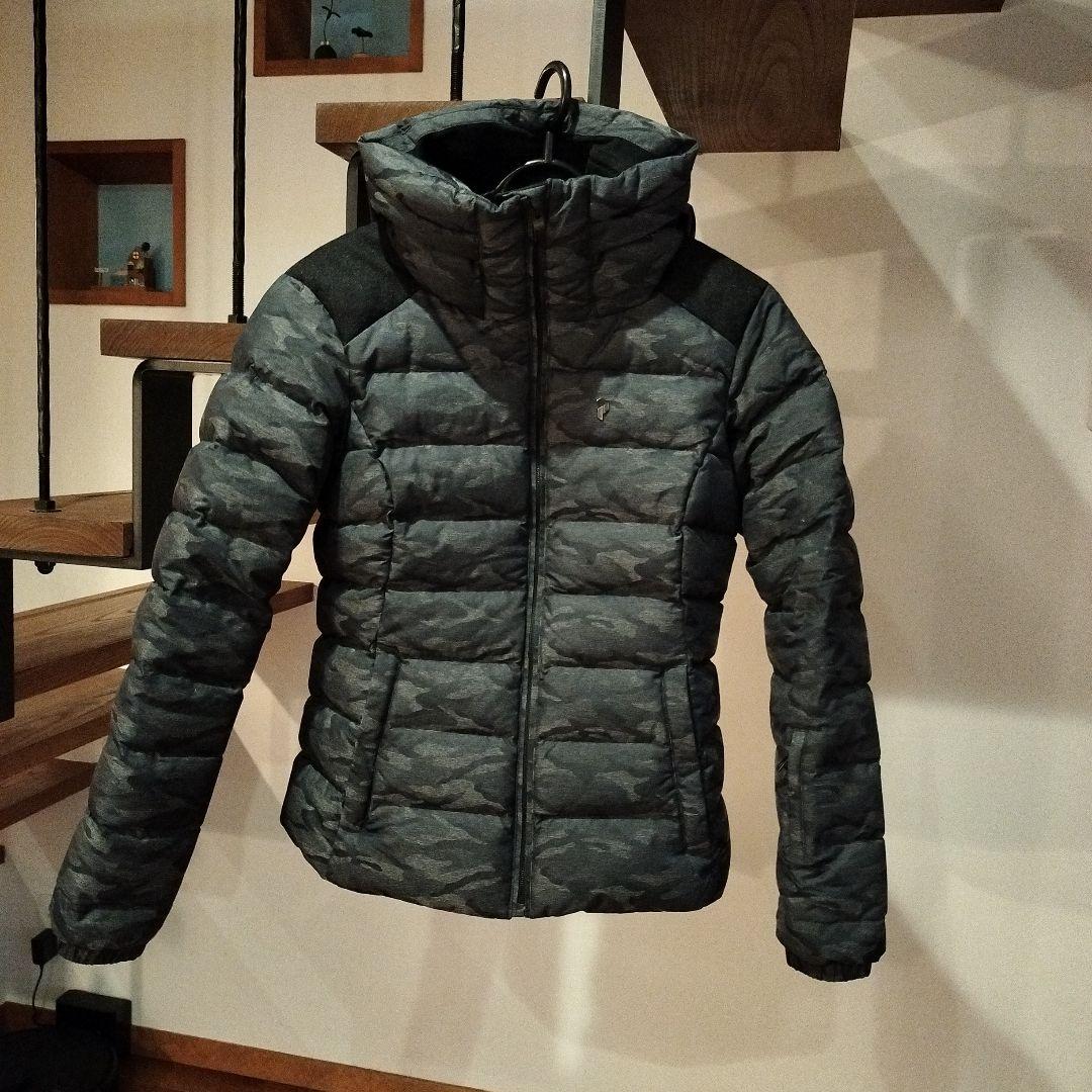 PeakPerformance　迷彩グレー スキー、スノーボードジャケット