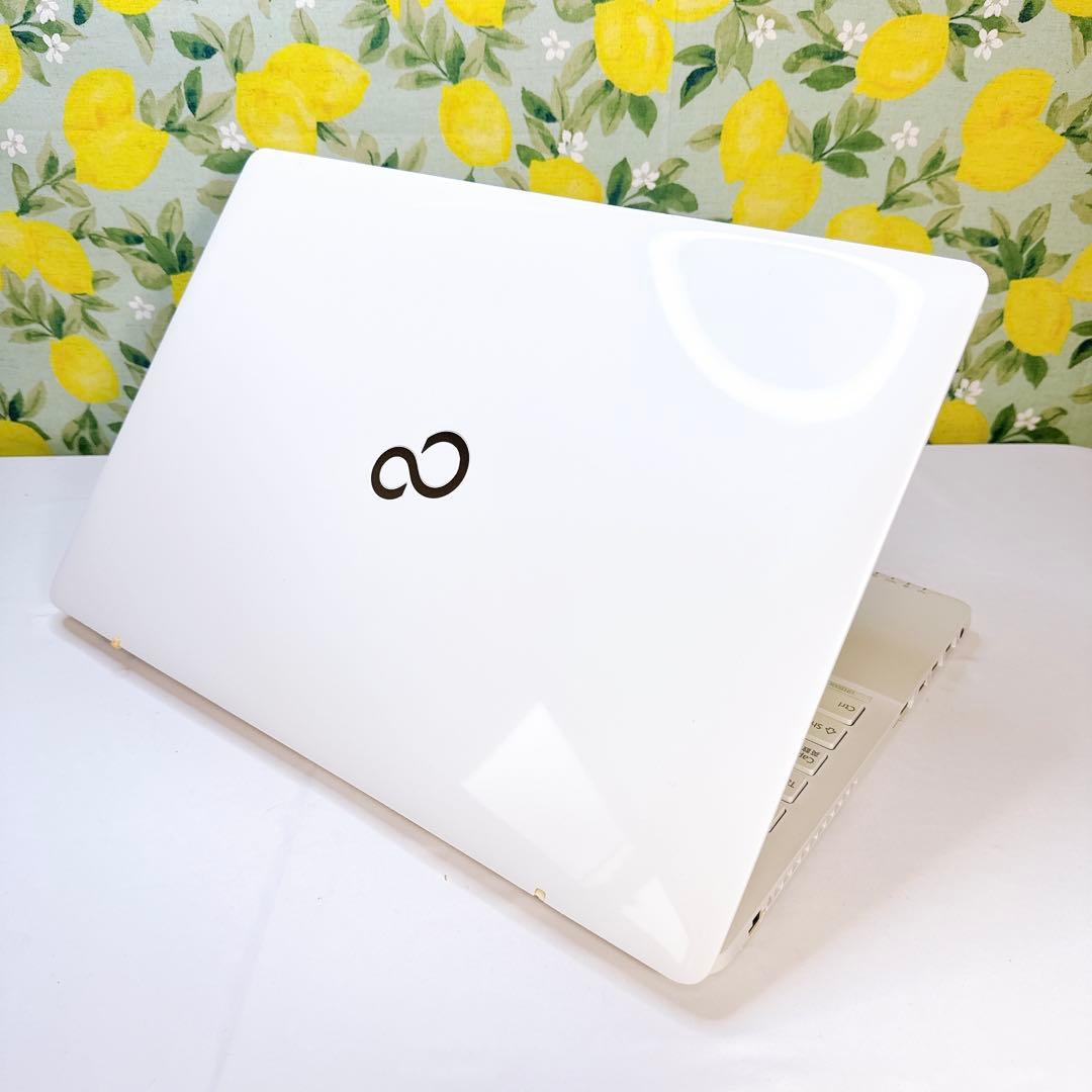 オフィス付き　Windows11 大容量 SSD500GB 第7世代　動作良好