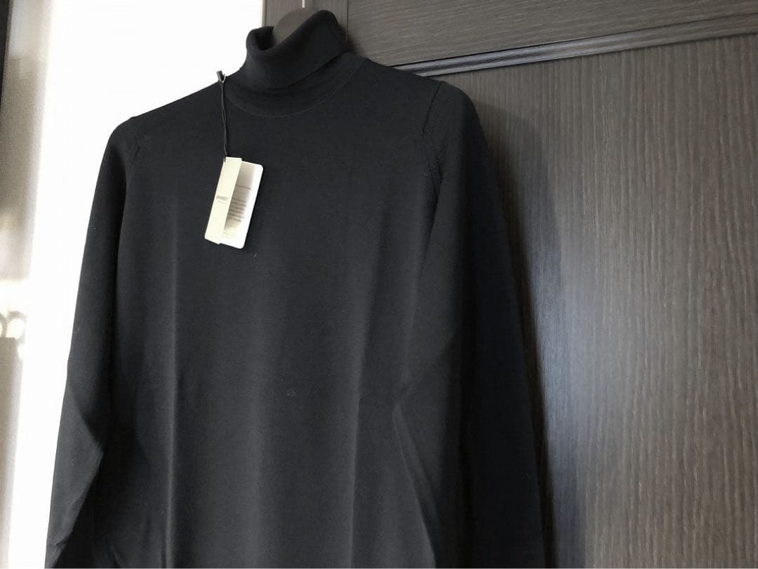 n*a様 JOHN SMEDLEY／turtle neck