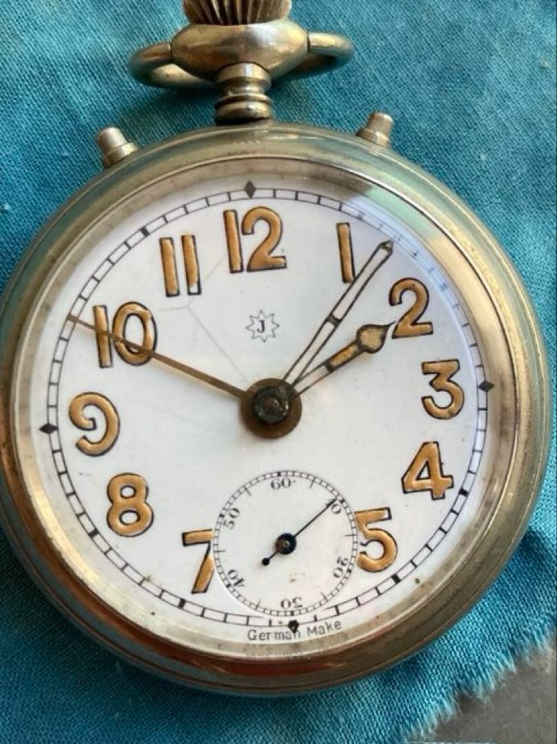 【専用ページ】ユンハンス　懐中時計　稼働品　軍用　アラーム機能付