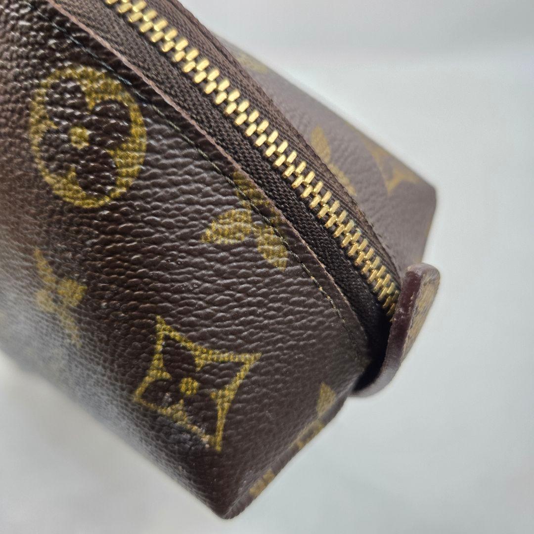 美品 LOUIS VUITTON モノグラム トゥルース ドゥミロンド ポーチ