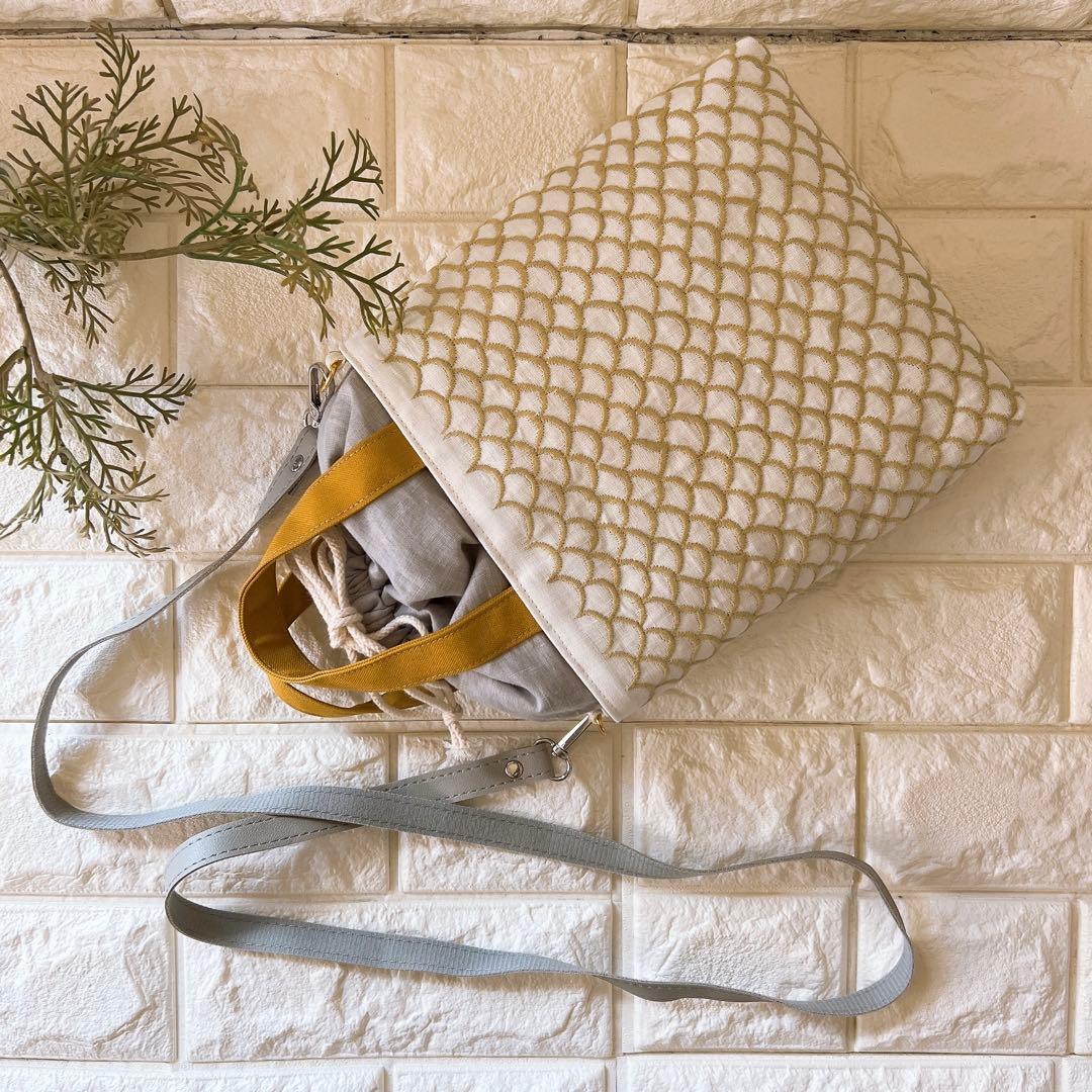 ミナペルホネン ハンドメイド あおりポケット巾着バッグ バッグ ショルダーバッグ