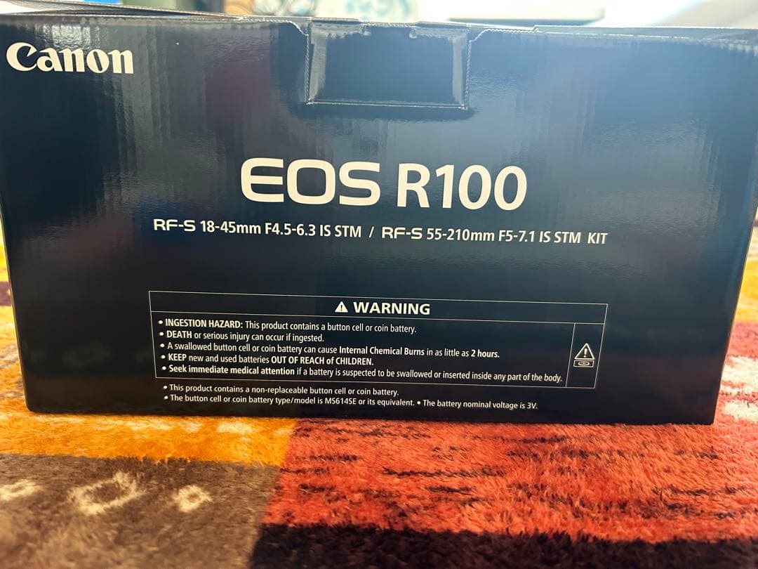 【新品未使用】CanonR100 ダブルズームキット