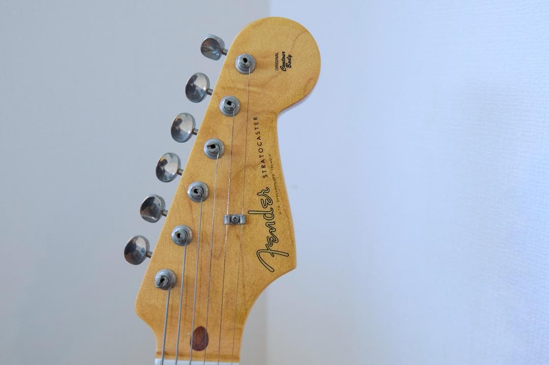 【ストラトキャスター 】Fender Mexico 2011年製 ケース付