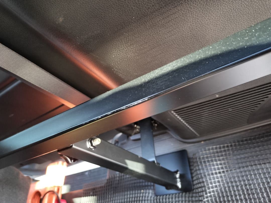 WINGS NV350 キャラバン ベッドキット　電スラドア・リヤヒーター搭載車