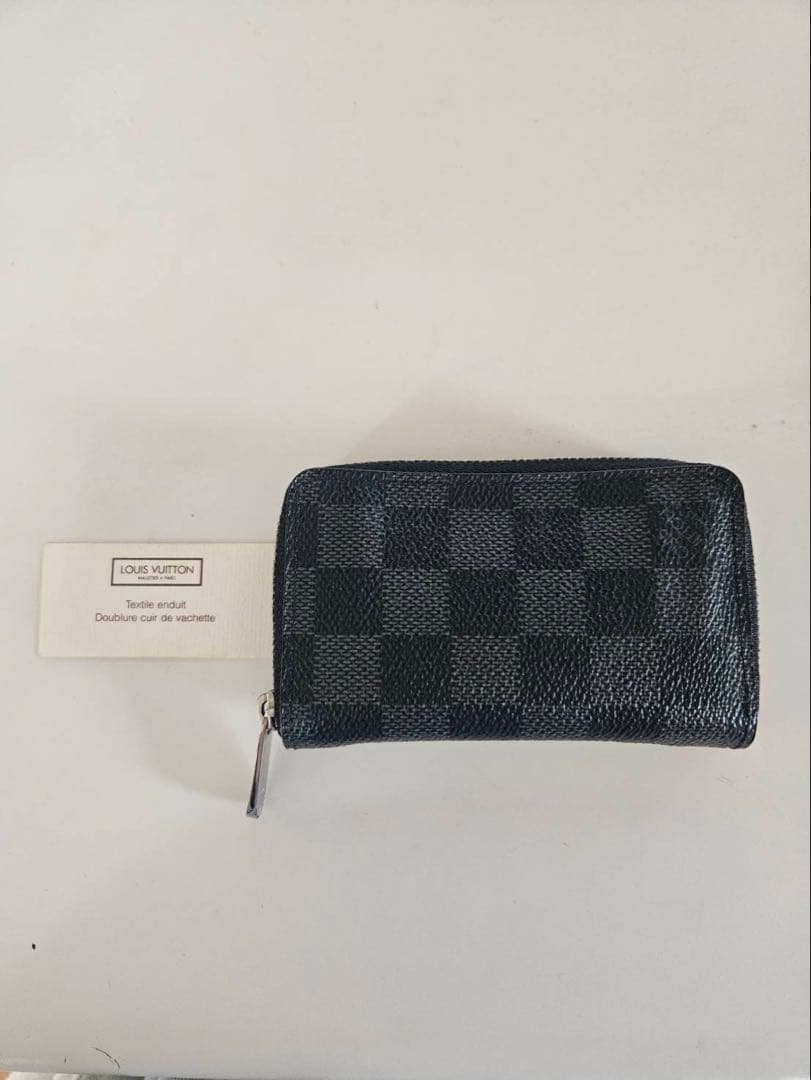 【極美品】ルイヴィトン ダミエグラフィット ジッピーパース