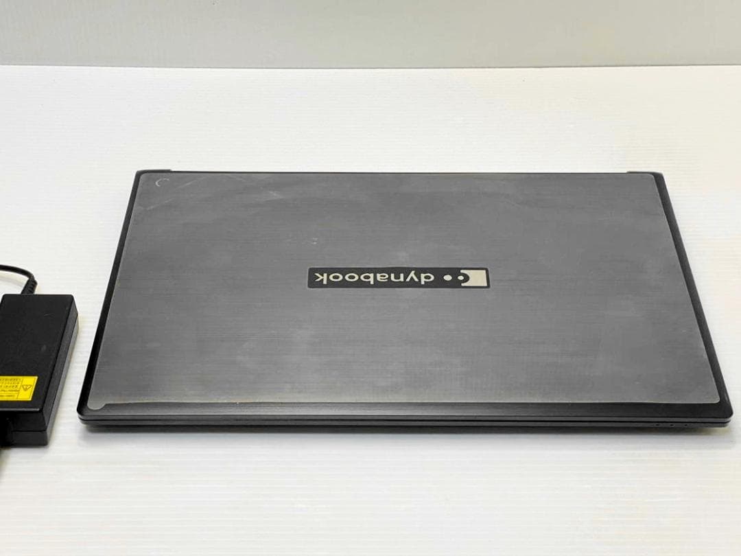 第8世代Core i5 dynabook B65/ER SSD256GB