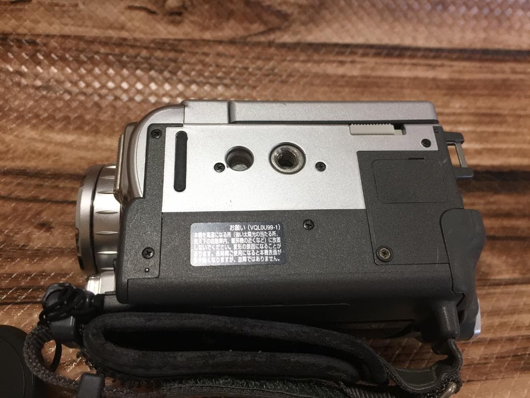 撮影再生ダビングOK　Panasonic　NV-GS70　付属品あり　液晶綺麗