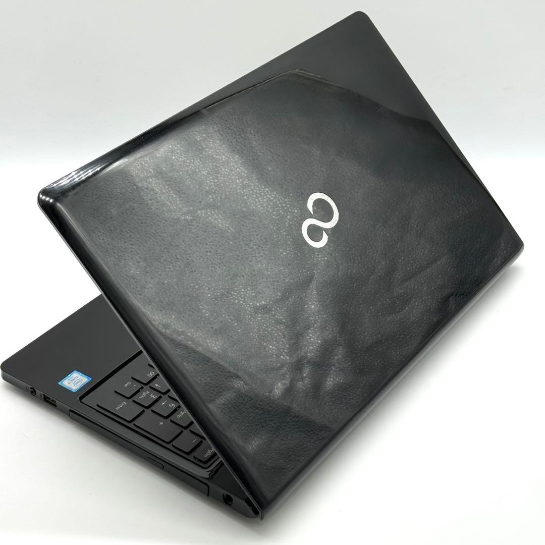 ノートパソコンLifebook Core i7搭載 16GB 新品SSD512