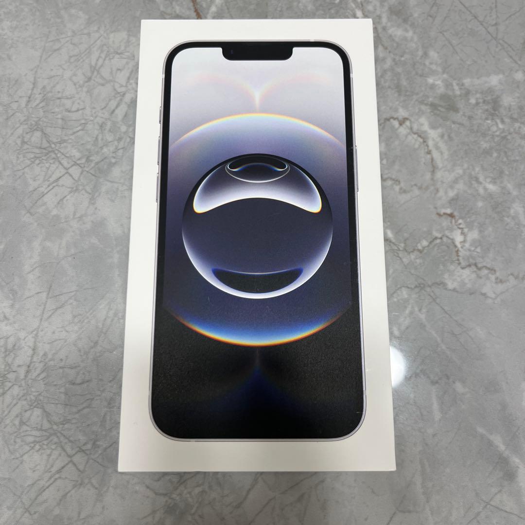 新品未使用　iPhone16e 128GB white