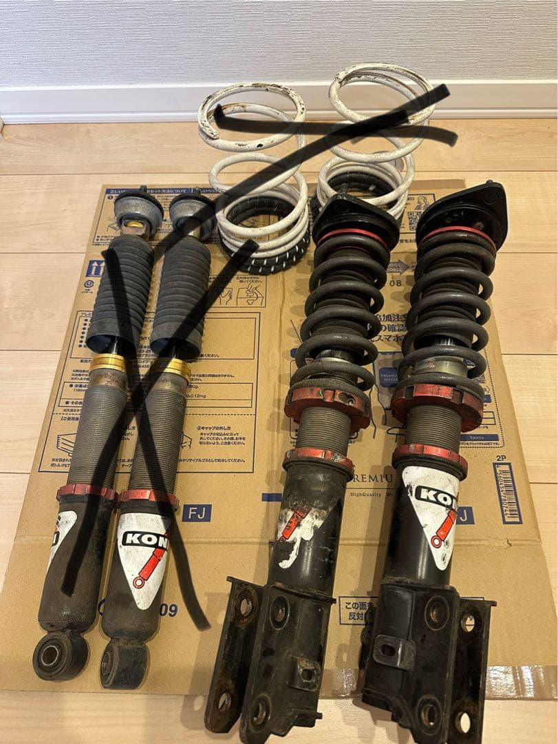 ダイハツ　ムーブ　車高調