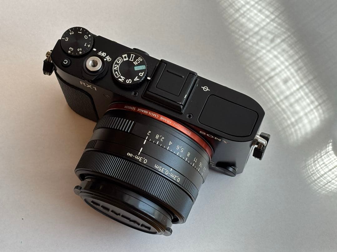 SONY Cyber-shot DSC-RX1 フルサイズ