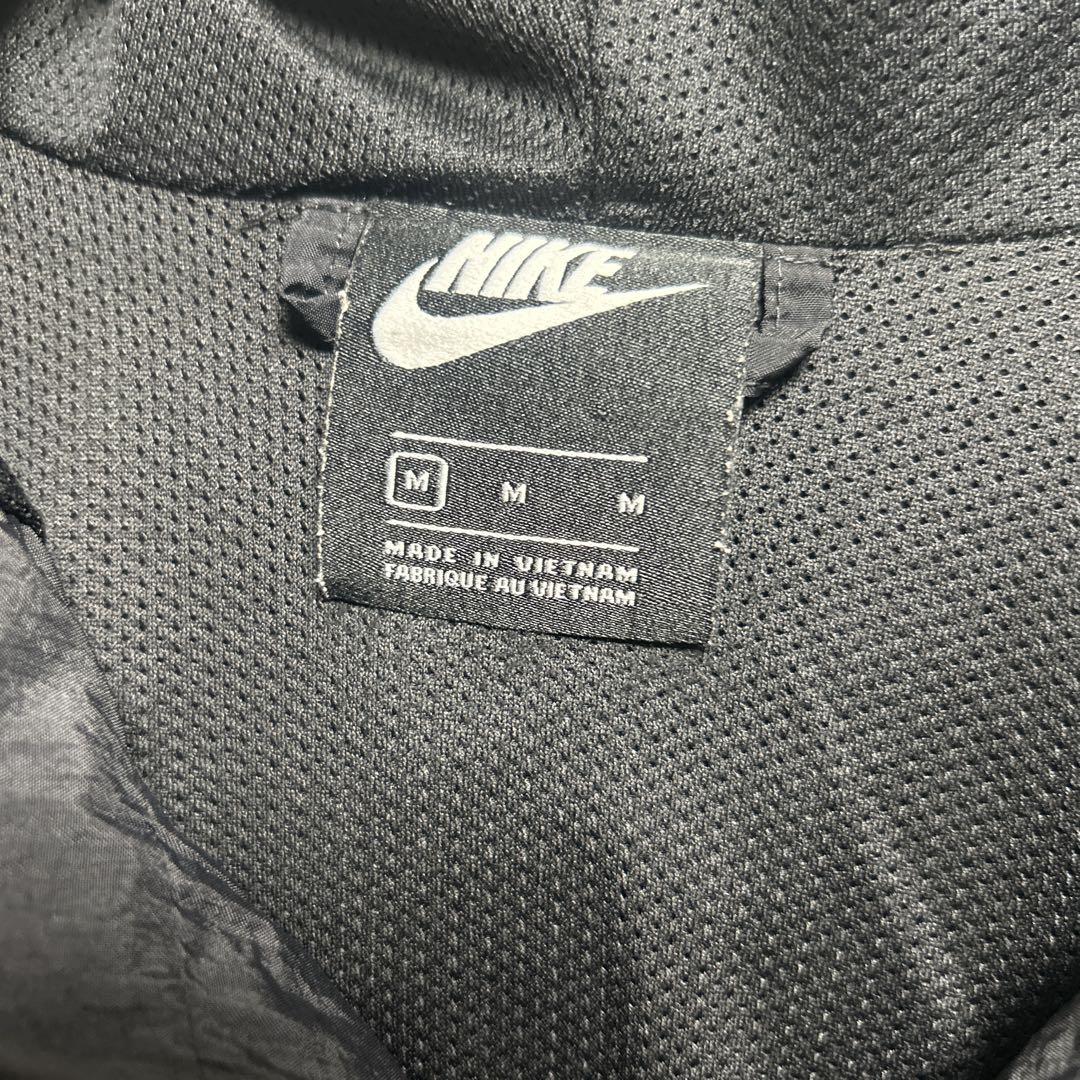 191【コムドットやまと着用】ナイキ☆ワンポイント刺繍ロゴ　ナイロンジャケット