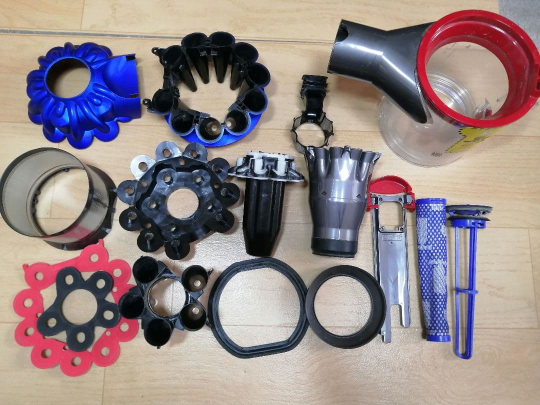 マキタバッテリー仕様 ダイソン V8 SV10K本体 分解清掃済み