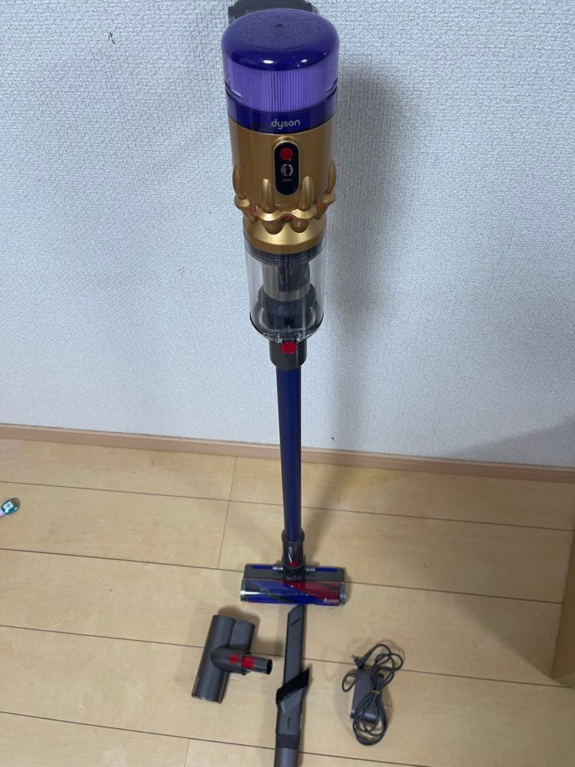 【美品】ダイソン dyson SV21 掃除機